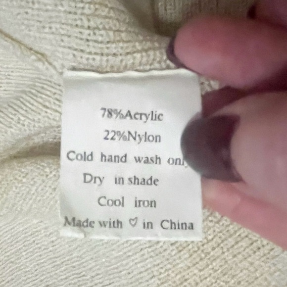 VRG GRL Distressed Oversized Relaxed Fit Knit Collared Polo Neutral Tan AU 6/ XS - Picture 8 of 11